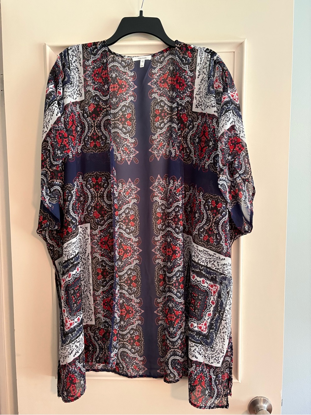 Maurices Navy Paisley kimono with Red & White Accents